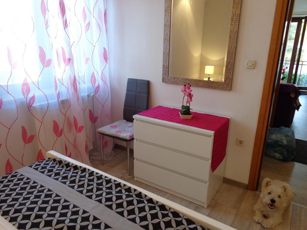 I & S Apartments Vodice Buitenkant foto
