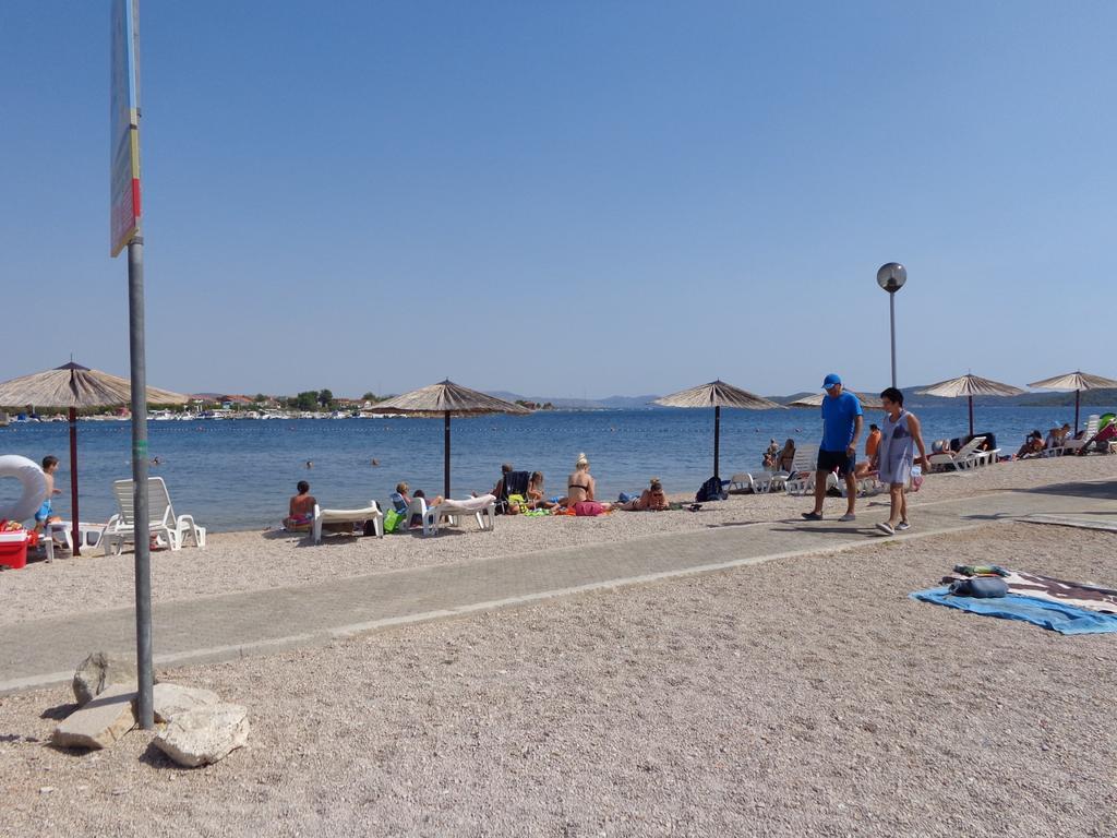 I & S Apartments Vodice Buitenkant foto
